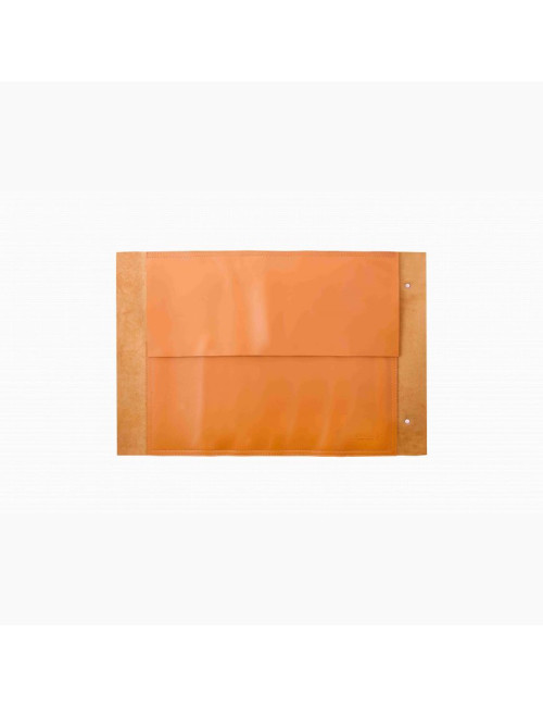 Natte en cuir rangement 8 couteaux Opinel