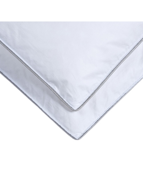 Couette Neuchâtel oie 200g/m2 Pyrenex - 260x240cm