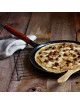 Crêpière fonte Staub manche bois