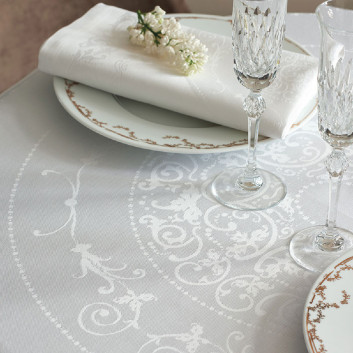 4 serviettes de table Comtesse blanc Garnier Thiebaut