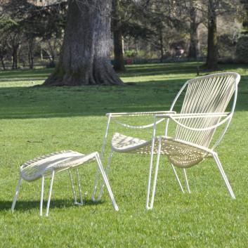 Ensemble fauteuil et repose-pieds Oniriqua Boqa - 28 coloris structure noire ou blanche