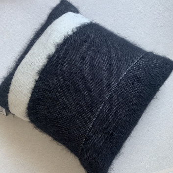 Coussin Faro Pôdevache mohair carré 45x45cm
