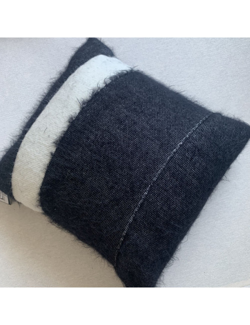 Coussin Faro Pôdevache mohair carré 45x45cm