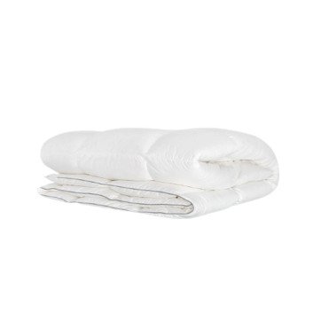 Couette Colombie Kid Pyrenex tempérée 220g/m2 pour enfant 75x120cm