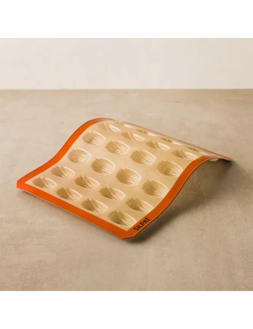 Moule à gâteau 28 mini madeleines SILPAT en silicone 40x30cm