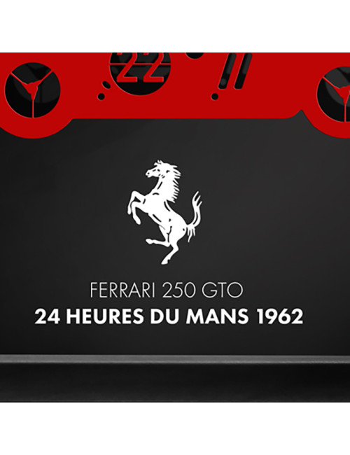 Cadre mural ERIC HARDY 50x50cm FERRARI 250 GTO LE MANS 1962 acier et bois